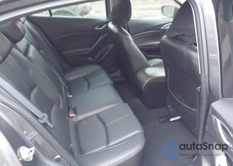 2018 Mazda Mazda3 Touring из США, поврежденный, VIN 3MZBN1V35JM226243